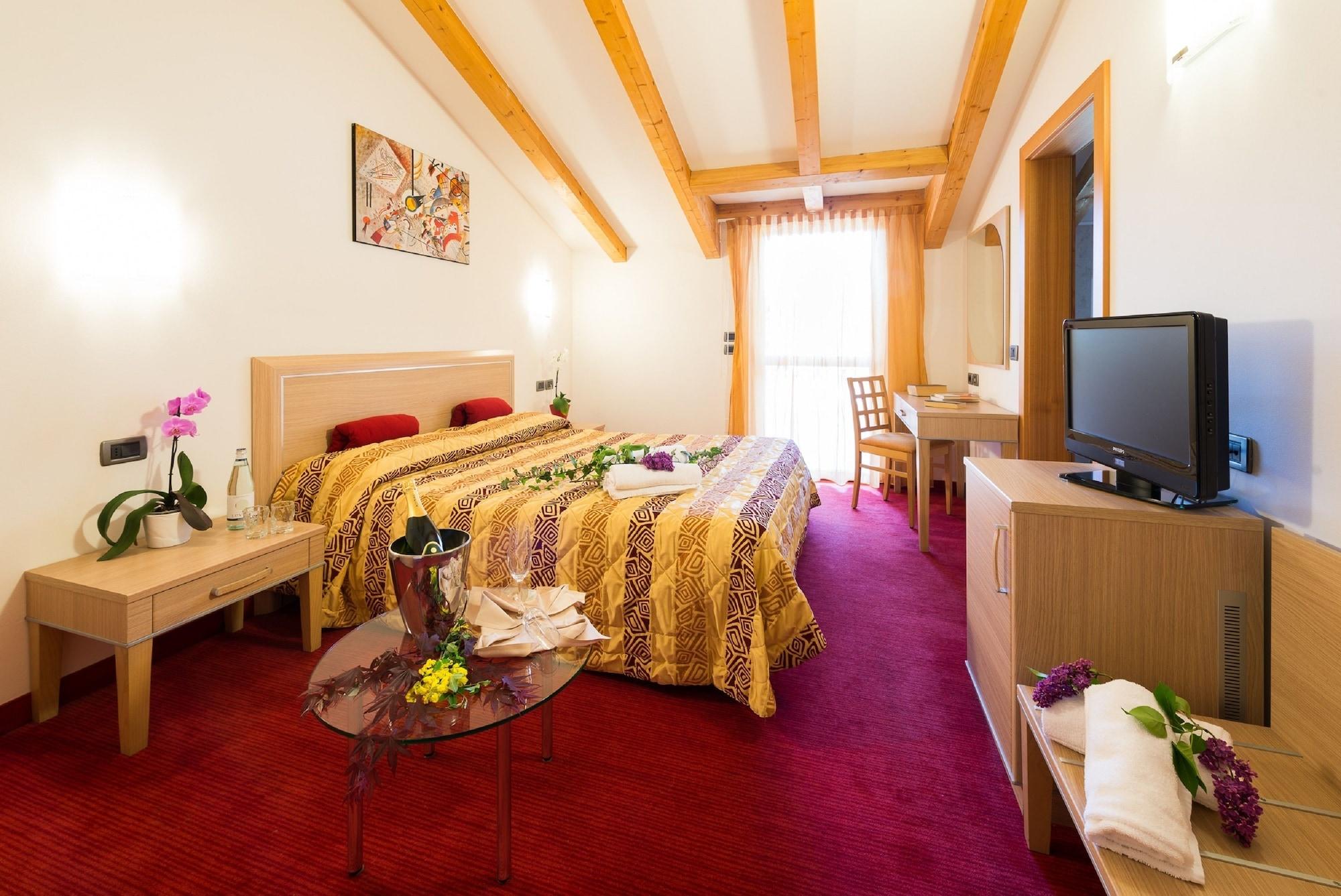 Nature Bio Hotel Elite Levico Terme Exterior photo