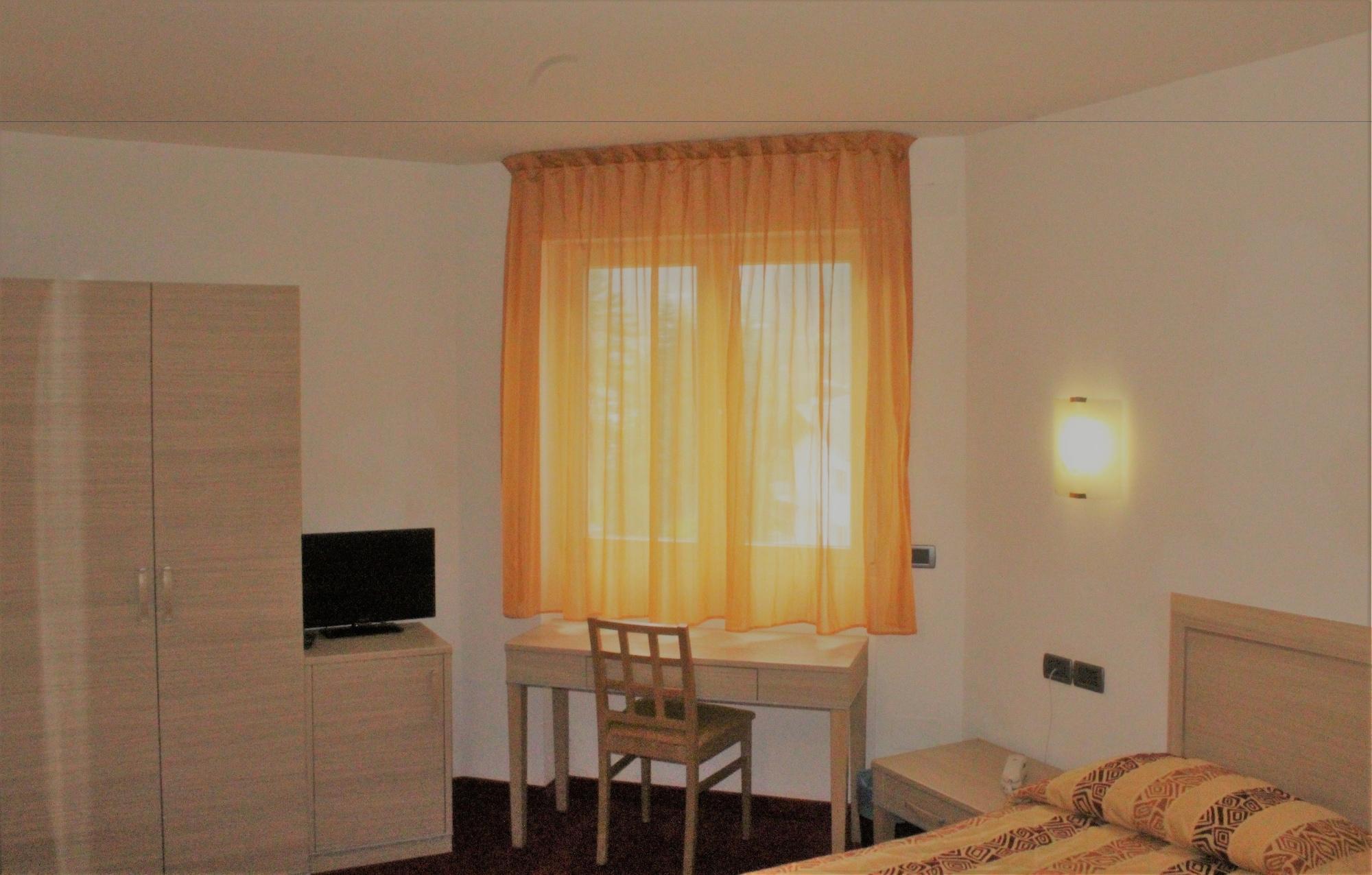 Nature Bio Hotel Elite Levico Terme Exterior photo