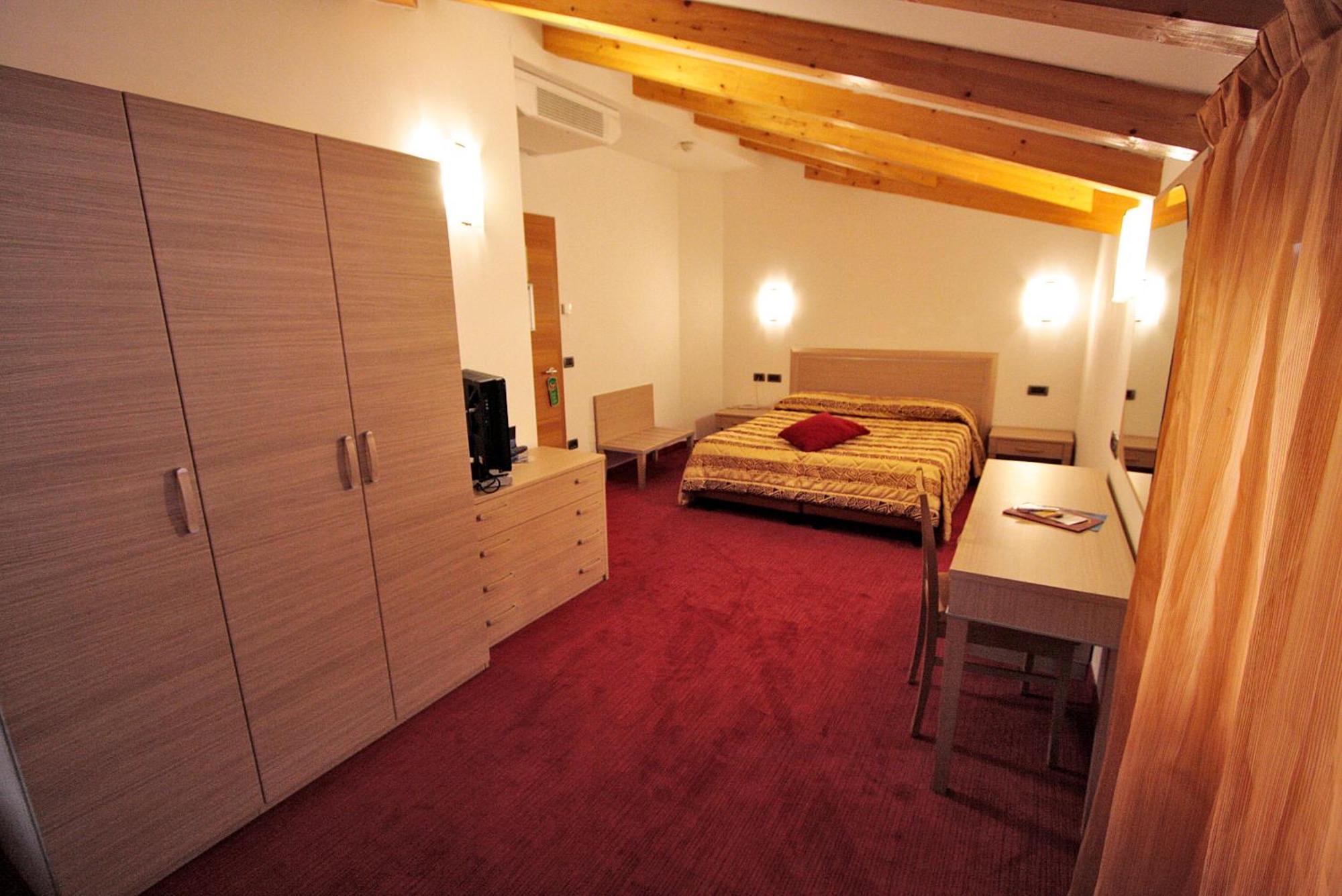 Nature Bio Hotel Elite Levico Terme Exterior photo
