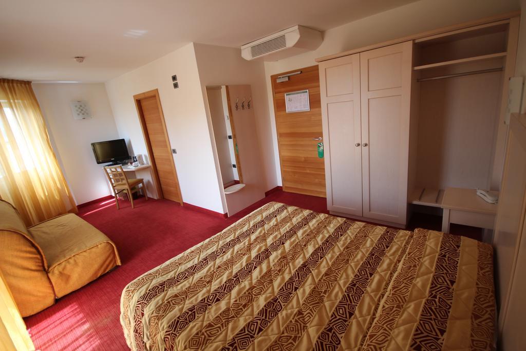 Nature Bio Hotel Elite Levico Terme Exterior photo