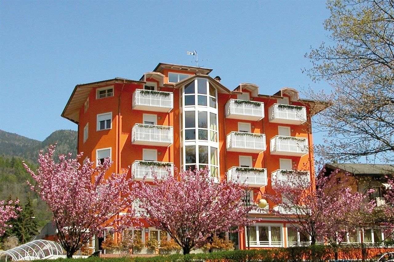 Nature Bio Hotel Elite Levico Terme Exterior photo